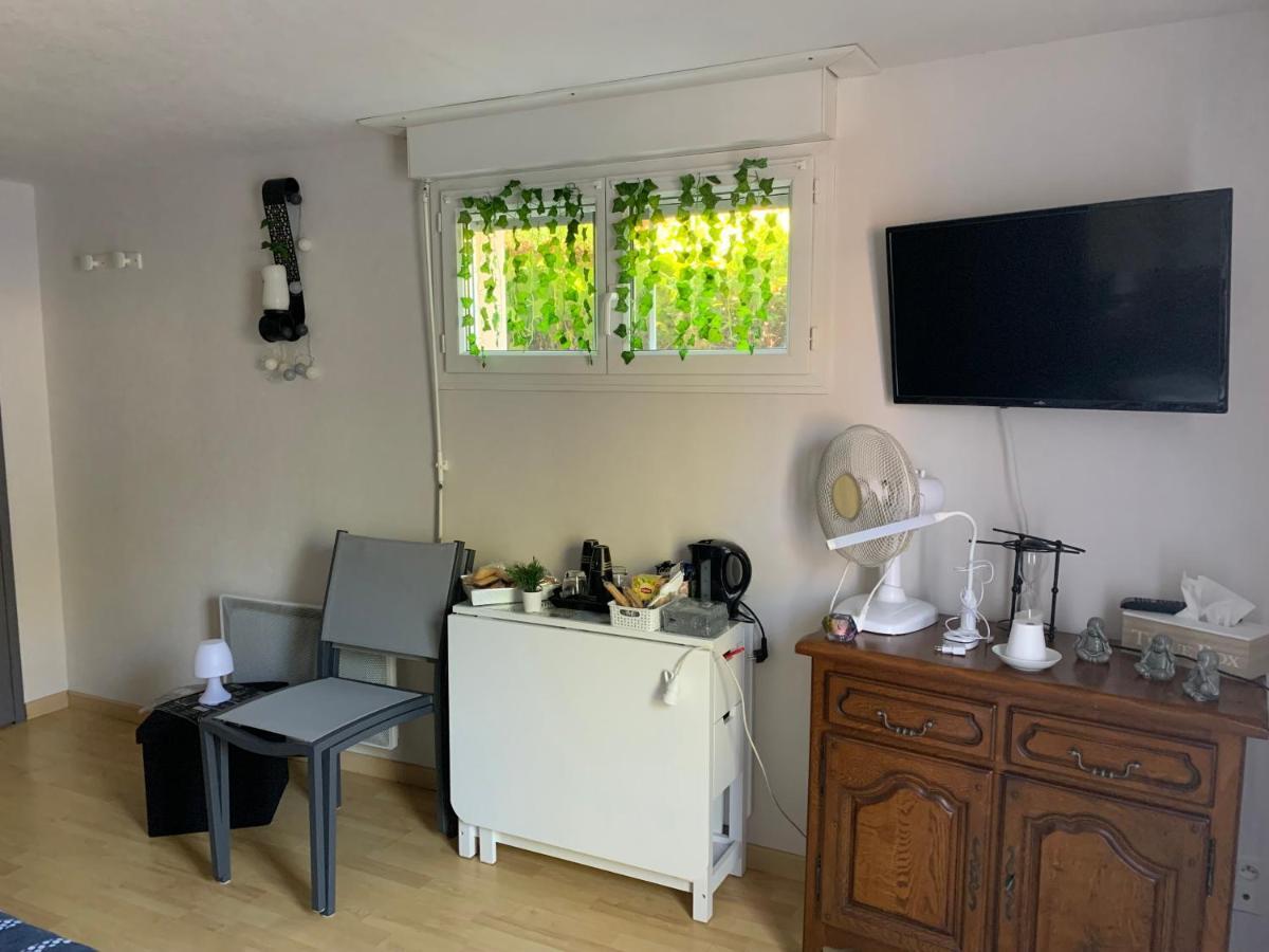 Une Agreable Chambre Independante Rilhac-Rancon 외부 사진